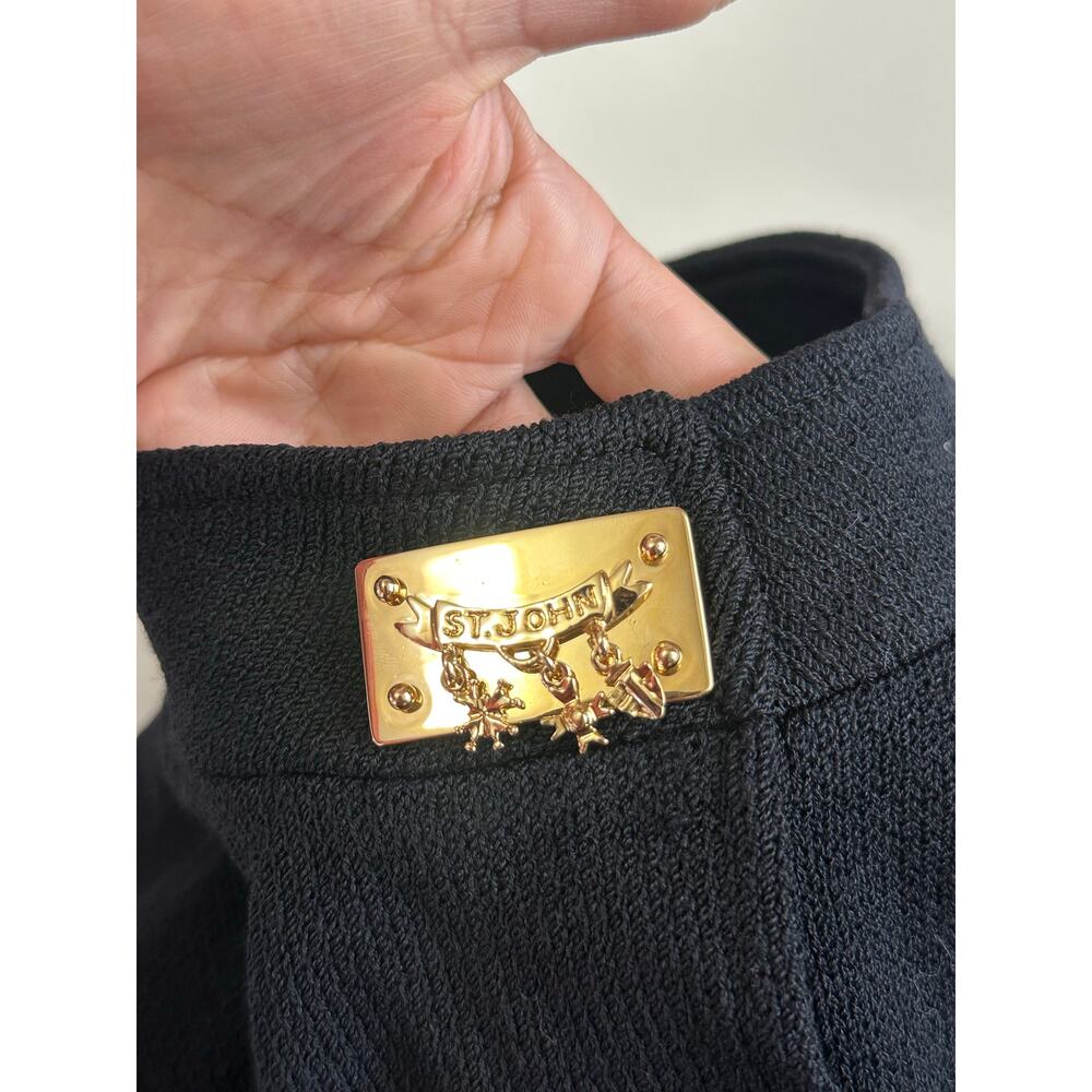 St. John Collection black women's jacket with signature brooch size 10 - Picture 4 of 12